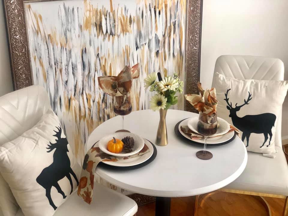house LR table with fall